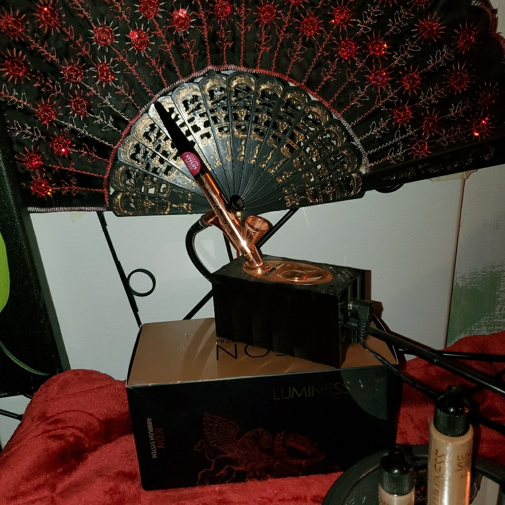 Luminess air brush make up kit